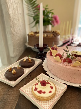 Bio Tortenmanufaktur Tortenbaer Hochzeit Sweet Table Bio Konditorei Sweet Table Silber